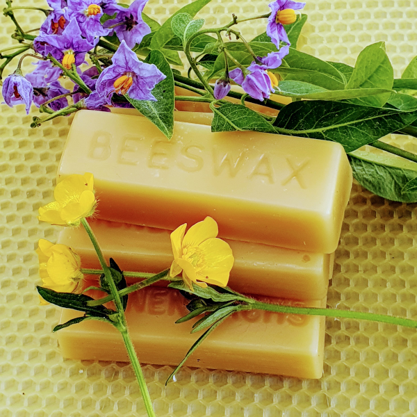 Pure Beeswax Bar Cloud Honey finest honey from The Peak District
